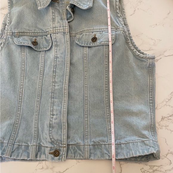 Liz Claiborne Vintage Y2K 90s Light Wash Button Down Denim Jean Vest | Medium - Picture 9 of 9